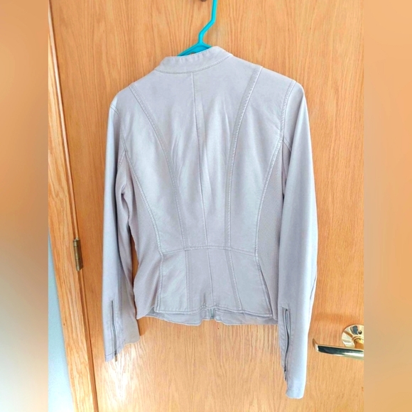 EXPRESS minus the leather moto jacket - Picture 2 of 6